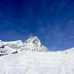 Cervinia Near Funicular With Private Garage Апартаменты