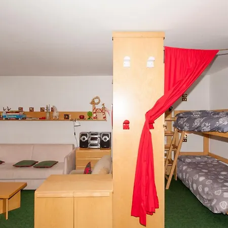 Cervinia Near Funicular With Private Garage Appartement