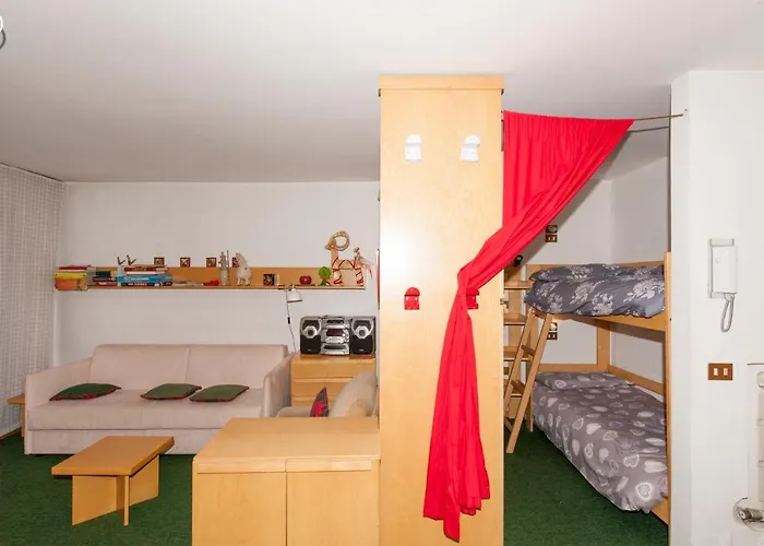 Cervinia Near Funicular With Private Garage Appartement